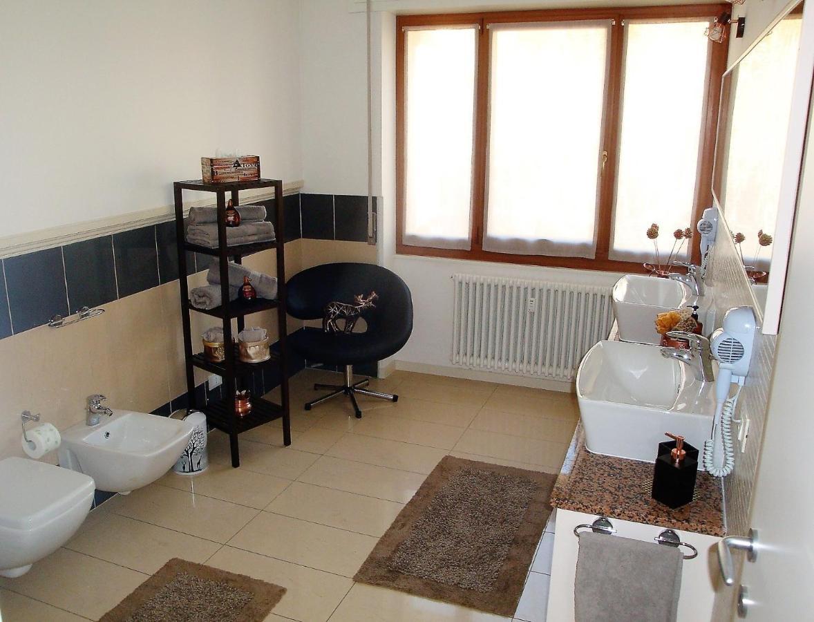 Lucini Ai Portici Apartment Tirano Luaran gambar