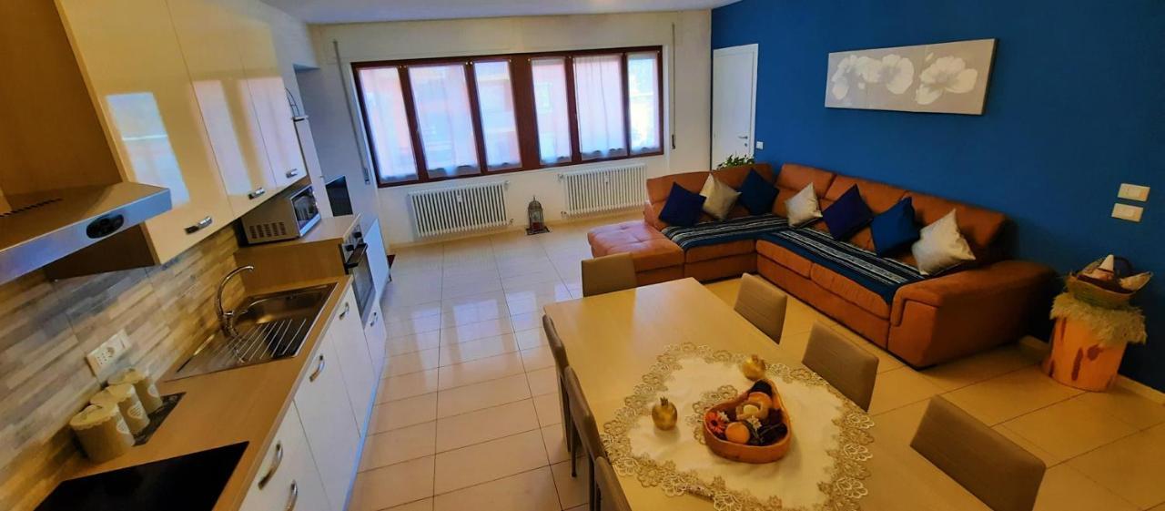 Lucini Ai Portici Apartment Tirano Luaran gambar