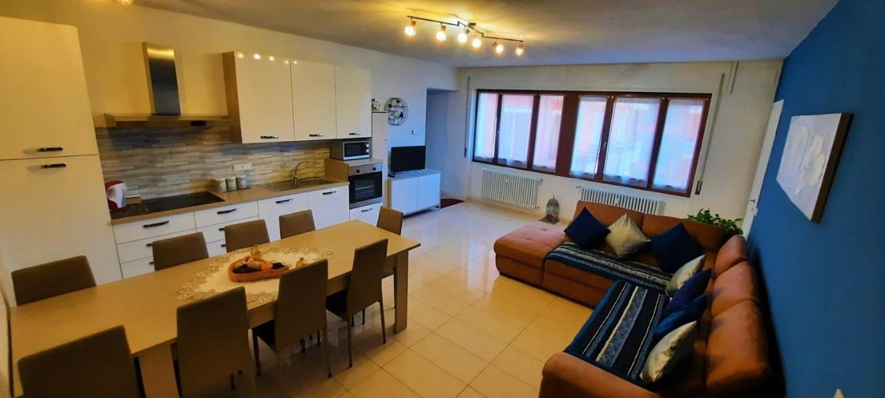Lucini Ai Portici Apartment Tirano Luaran gambar